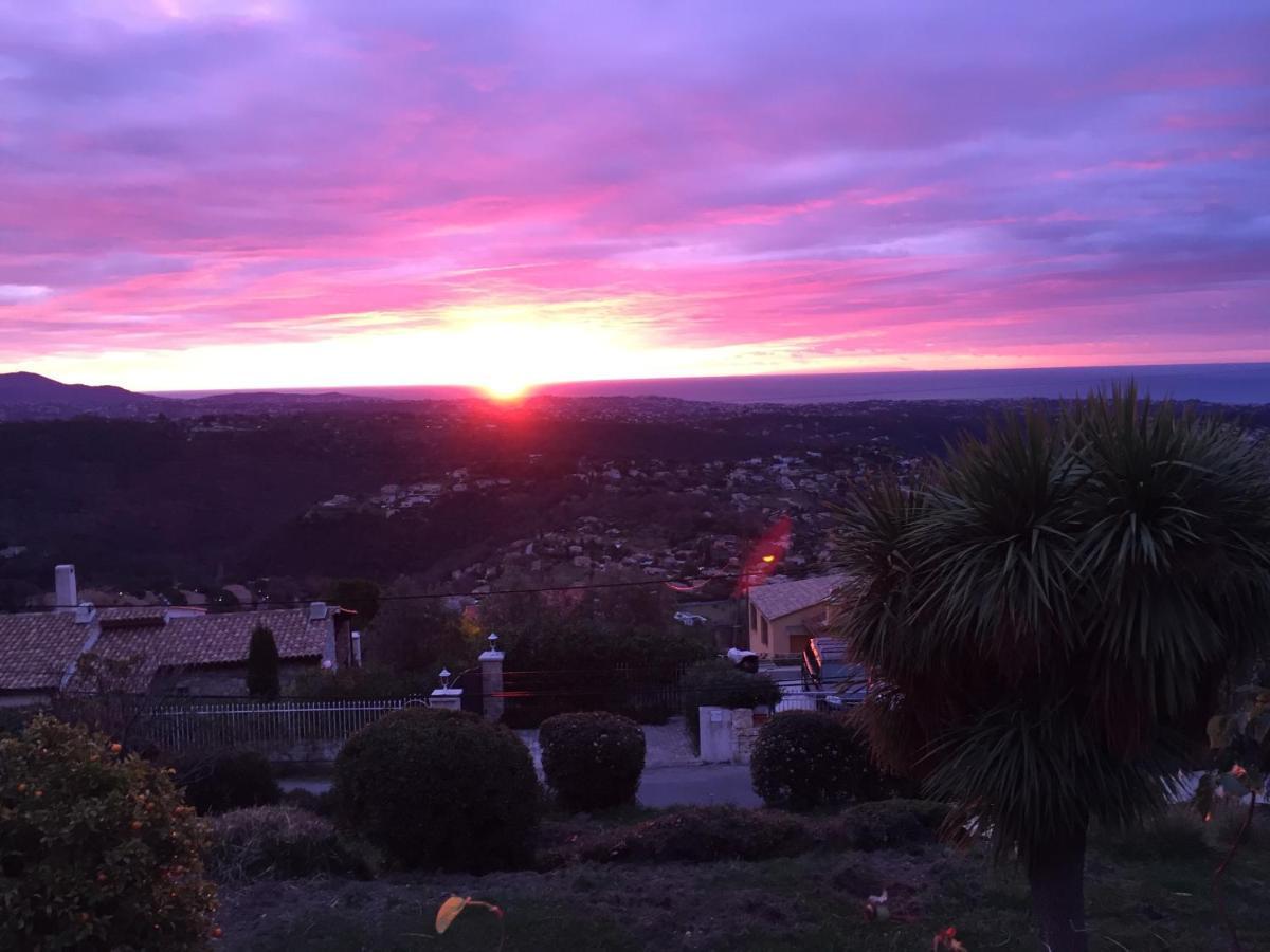 "Aux Balcons Du Riou" Avec Vue Mer 180 Degres Vence Exteriör bild