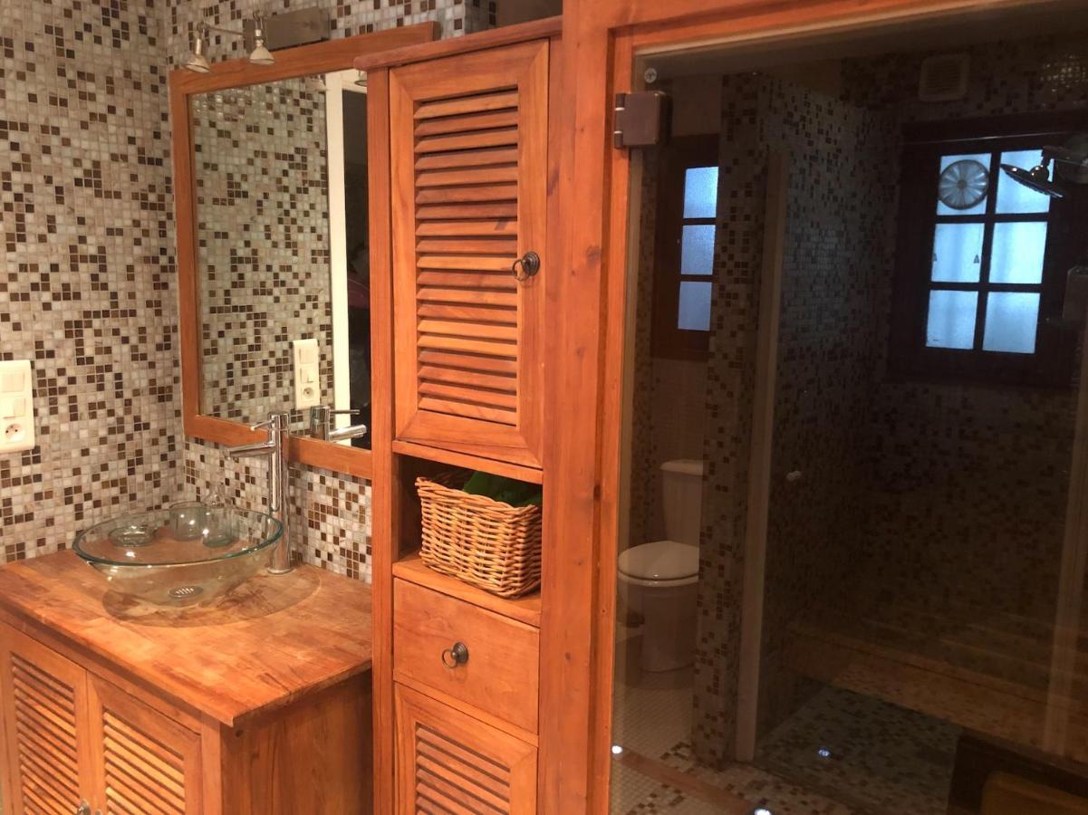 "Aux Balcons Du Riou" Avec Vue Mer 180 Degres Vence Exteriör bild